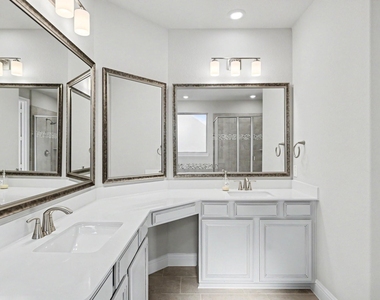2317 Willow Garden Drive - Photo Thumbnail 27