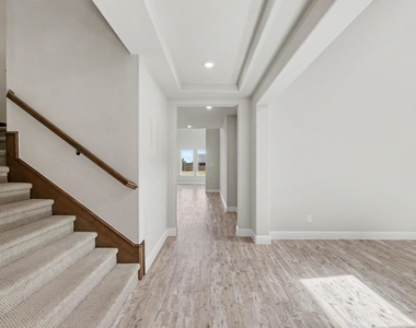 2317 Willow Garden Drive - Photo Thumbnail 3