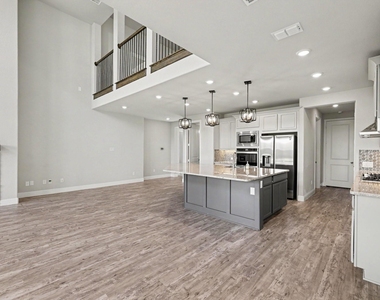 2317 Willow Garden Drive - Photo Thumbnail 8