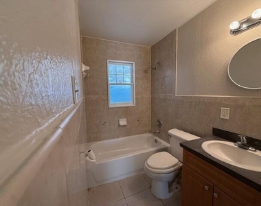 400 Metcalf Court - Photo Thumbnail 9