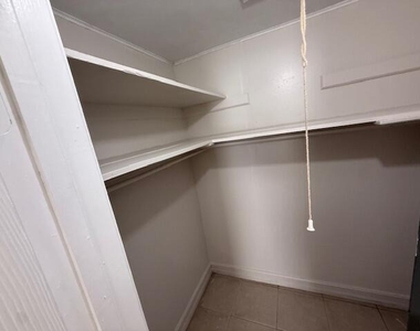 400 Metcalf Court - Photo Thumbnail 22