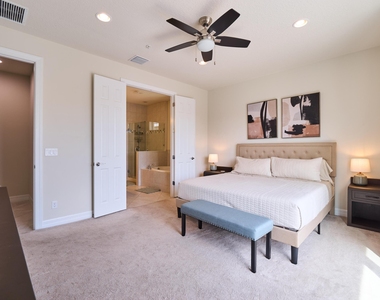 1080 Community Drive - Photo Thumbnail 12