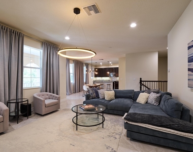 1080 Community Drive - Photo Thumbnail 3