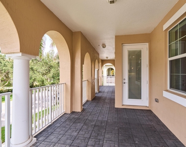 1080 Community Drive - Photo Thumbnail 23