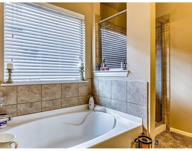 1505 Sparrow Lane - Photo Thumbnail 11