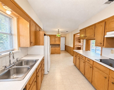 7 Timberside Drive - Photo Thumbnail 6
