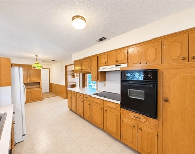 7 Timberside Drive - Photo Thumbnail 5