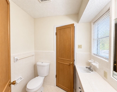 7 Timberside Drive - Photo Thumbnail 15