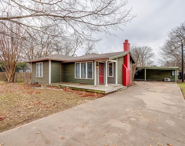 406 Bellevue Drive - Photo Thumbnail 1