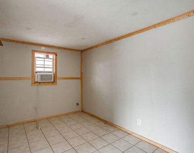 406 Bellevue Drive - Photo Thumbnail 13