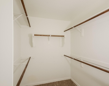 145 Cedar Canyon Drive - Photo Thumbnail 7