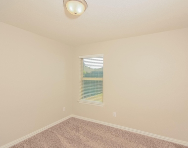 145 Cedar Canyon Drive - Photo Thumbnail 9