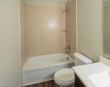 145 Cedar Canyon Drive - Photo Thumbnail 12