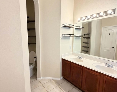 625 Soledad - Photo Thumbnail 9