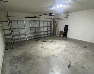 341 Sw Ridgecrest Drive - Photo Thumbnail 13