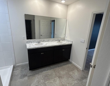 341 Sw Ridgecrest Drive - Photo Thumbnail 23