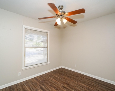 3516 Revere Street - Photo Thumbnail 11