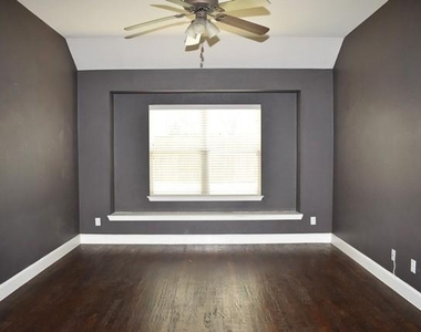 10312 Colfax Drive - Photo Thumbnail 12