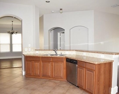 10312 Colfax Drive - Photo Thumbnail 4