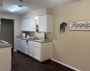 691 Lantana Drive - Photo Thumbnail 4