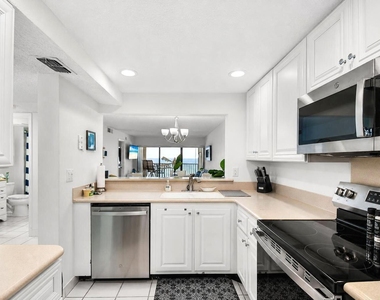 10152 S Ocean Drive - Photo Thumbnail 12