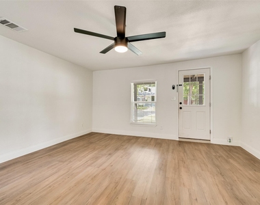 105 Weaver Street - Photo Thumbnail 7