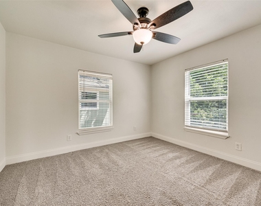 105 Weaver Street - Photo Thumbnail 17