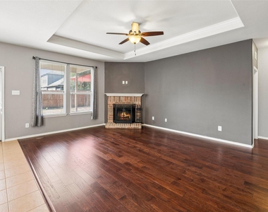 409 Mariscal Place - Photo Thumbnail 4
