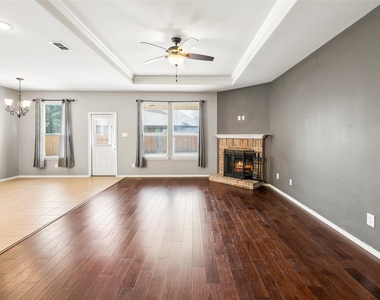 409 Mariscal Place - Photo Thumbnail 3