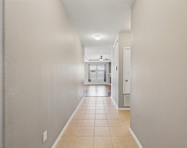 409 Mariscal Place - Photo Thumbnail 2
