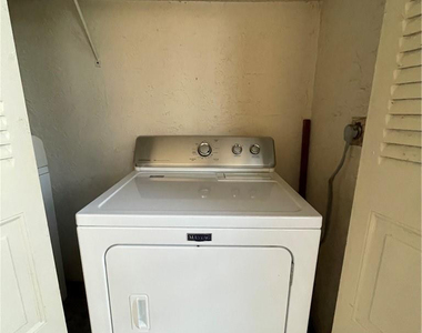 9233 Sw 8th Street - Photo Thumbnail 16