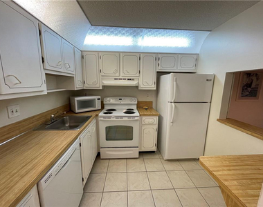 9233 Sw 8th Street - Photo Thumbnail 6