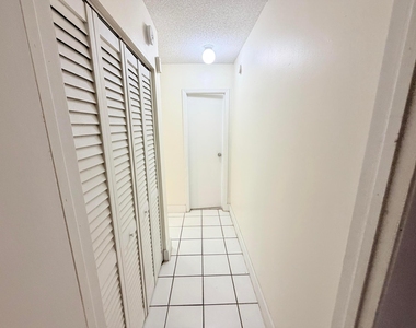 505 Nw 177th Street - Photo Thumbnail 5