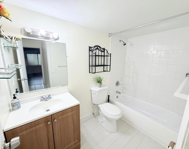 505 Nw 177th Street - Photo Thumbnail 8