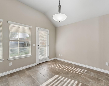 15521 Boulder Drive - Photo Thumbnail 16