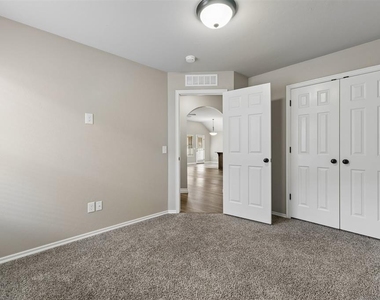 15521 Boulder Drive - Photo Thumbnail 33