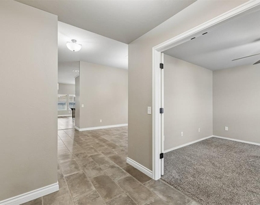 15521 Boulder Drive - Photo Thumbnail 3
