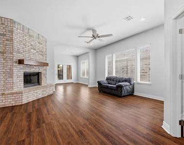 3820 Iron Ore Drive - Photo Thumbnail 4