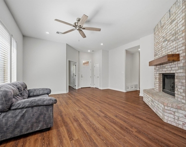 3820 Iron Ore Drive - Photo Thumbnail 6