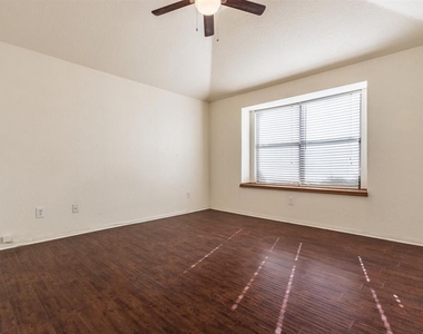 517 Firelane Road - Photo Thumbnail 7