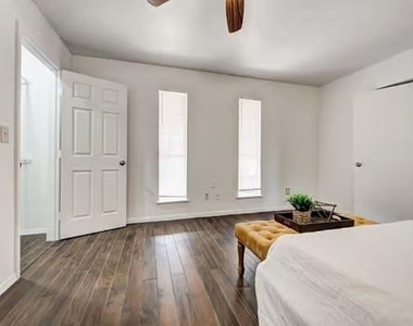 2124 Marshall Drive - Photo Thumbnail 9