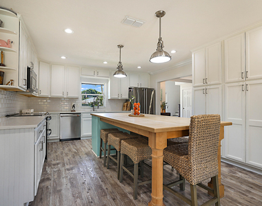 71 Fairview W - Photo Thumbnail 15