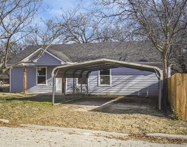 401 Miller Street - Photo Thumbnail 2