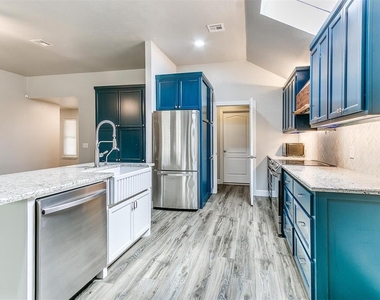 713 Night Hawk Drive - Photo Thumbnail 5