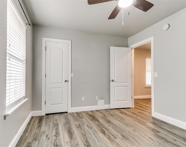 713 Night Hawk Drive - Photo Thumbnail 13
