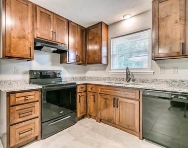 1620 Chautauqua Avenue - Photo Thumbnail 7