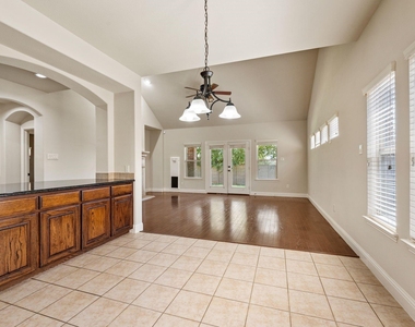 2143 Serene Court - Photo Thumbnail 8