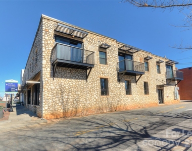 115 Main Street S - Photo Thumbnail 29