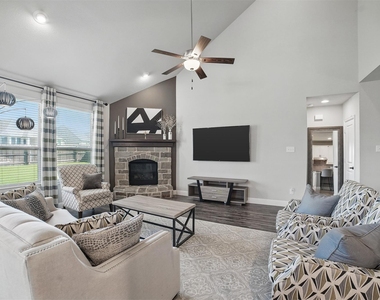 1306 Torrington Lane - Photo Thumbnail 5