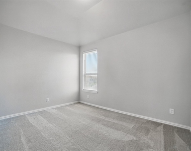 1306 Torrington Lane - Photo Thumbnail 26